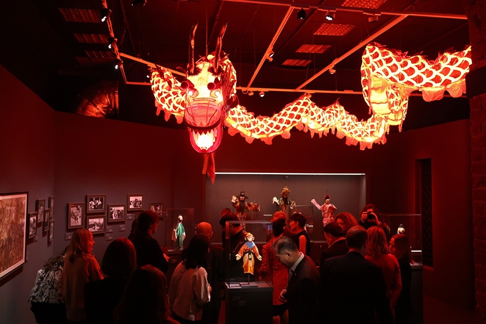    Новый год в Китае - праздник не зимний, а весенний. / Константин Завражин