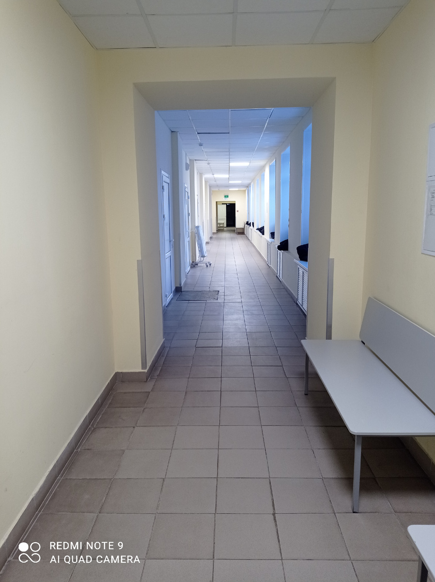 Больничный коридор