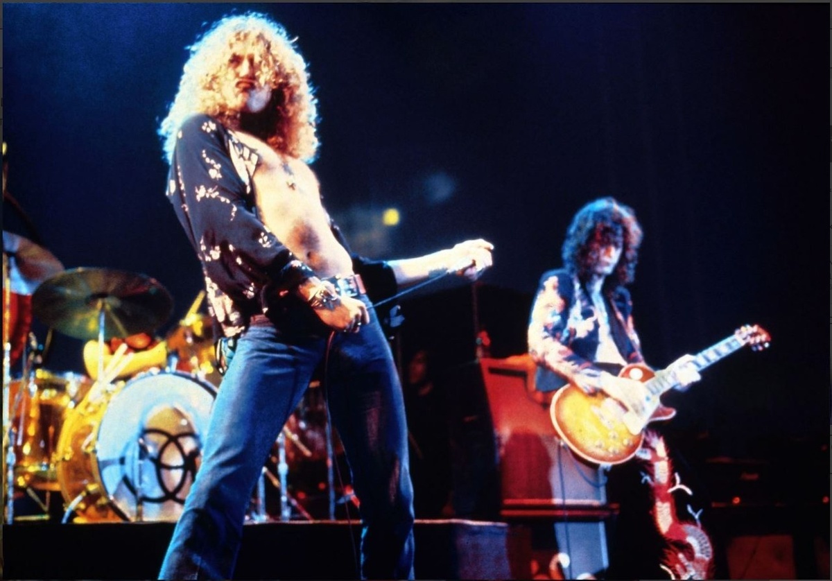 Выступление Led Zeppelin в центре «Эрлс Корт», Лондон, Англия. Май 1975 года.