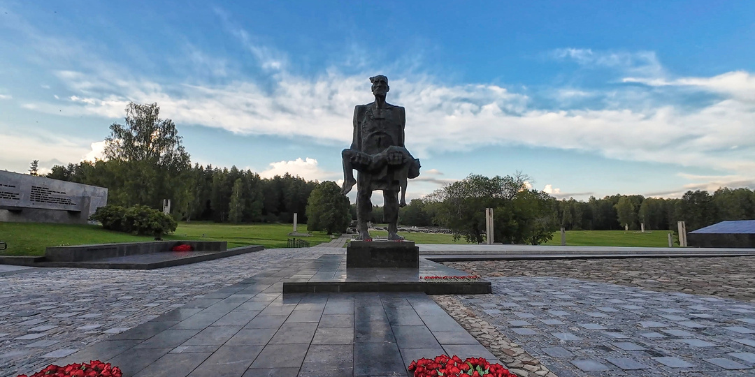 Город Минск, музей «Дудутки» и мемориальный комплекс «Хатынь», Беларусь. 24.07.2025. Часть 2.
