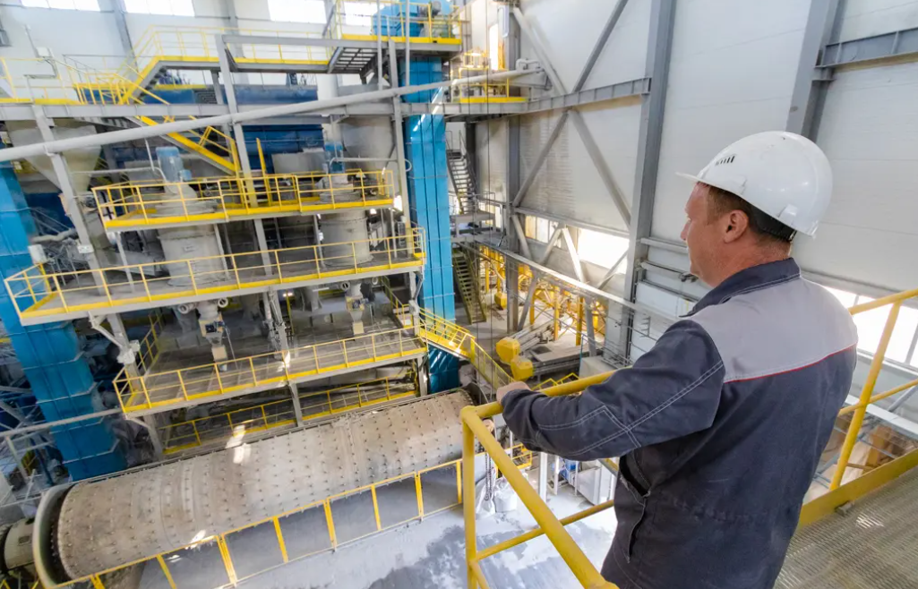    Такая география усиливает связь с территориями, делая социальные проекты естественным продолжением бизнеса. Мария Петрова