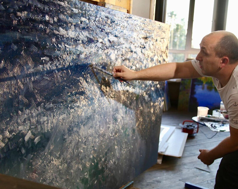 Автор за любимой работой