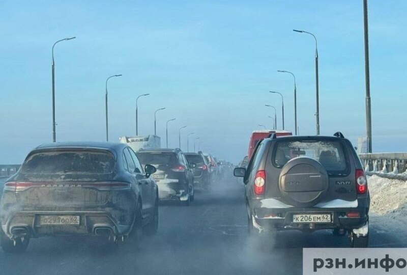 «Автостат»: автомобили в России стали одними из самых дорогих в мире