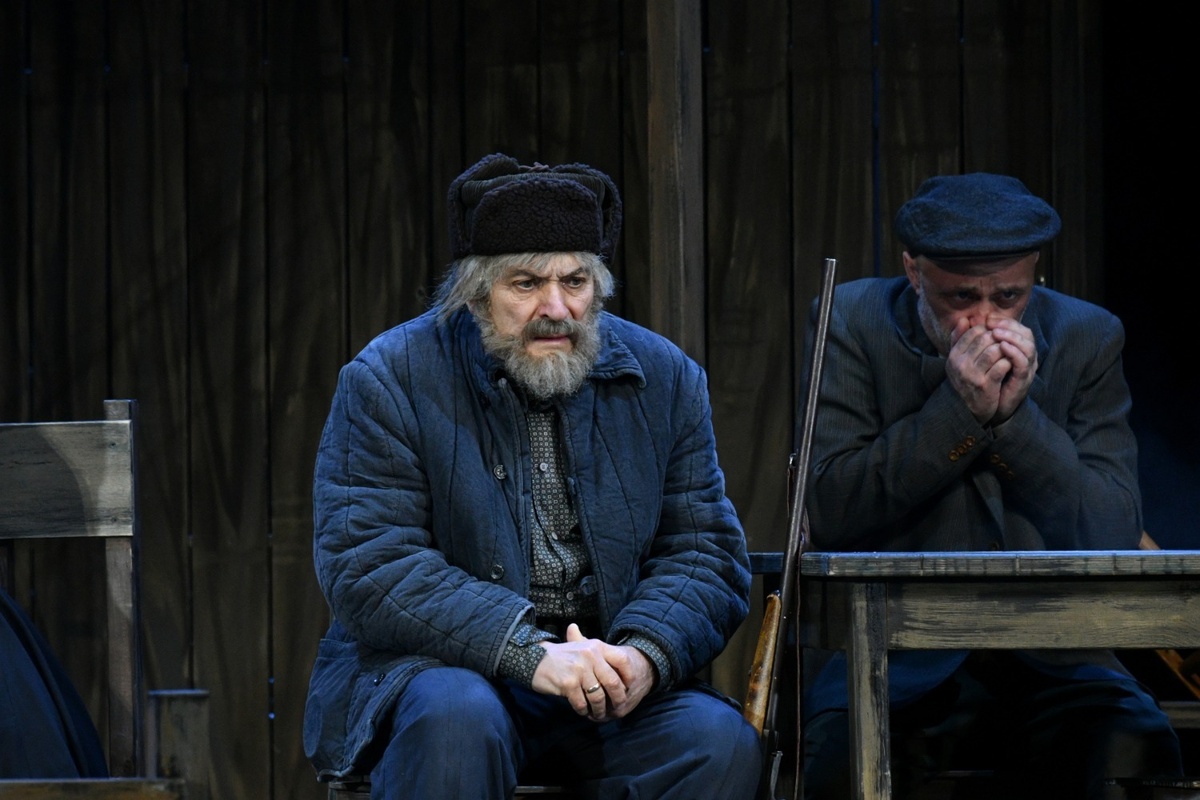 Премьера спектакля в Русском драматическом театре. Фото Булата Гайнетдинова