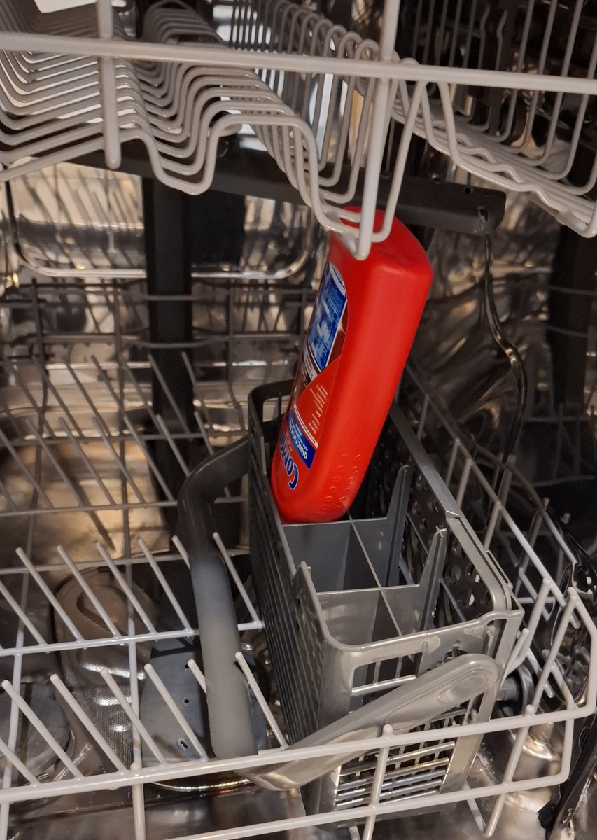 Не очень надежно так показалось, но по-другому никак не получалось.