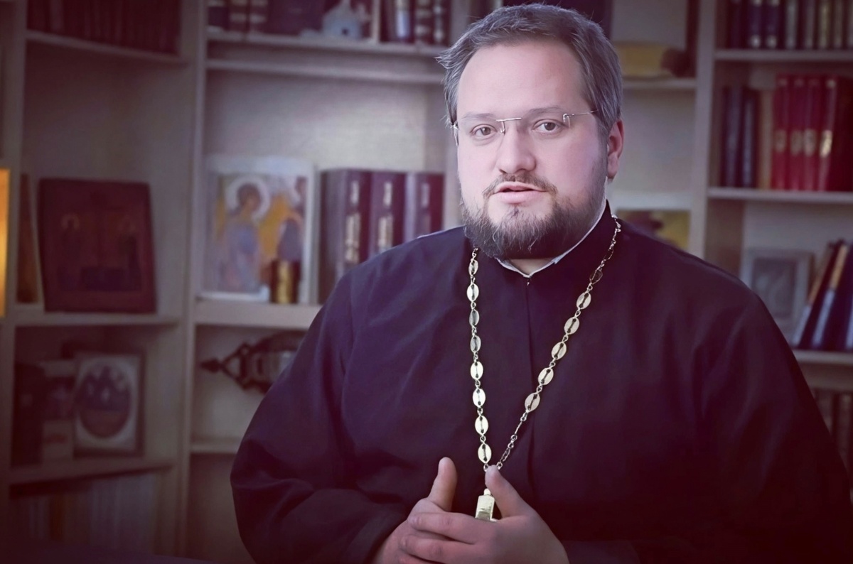 Владислав Береговой — иерей, клирик храма в честь святителя Николая Мирликийского (г. Мосальск), блогер, просветитель.