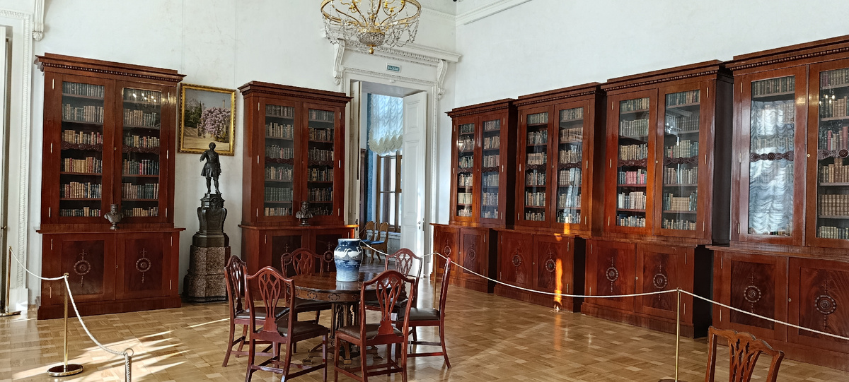 Листайте дальше