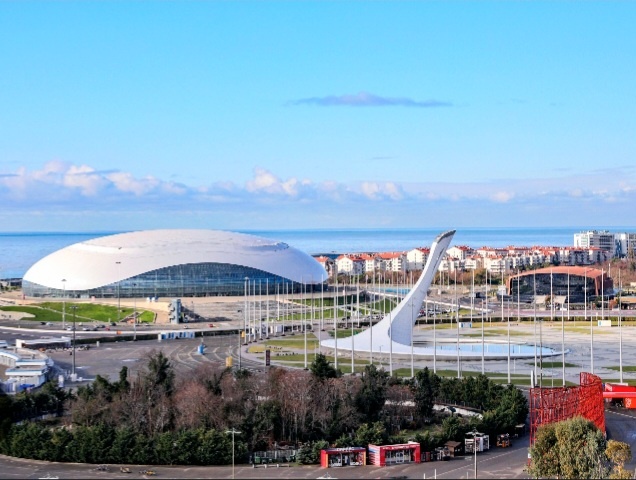 Олимпийский парк и Кладбище в центре парка... Там сохранилось Огромное количество Птиц 🐦 🦅 🦆 🦃 🐔 🦉 🐦 