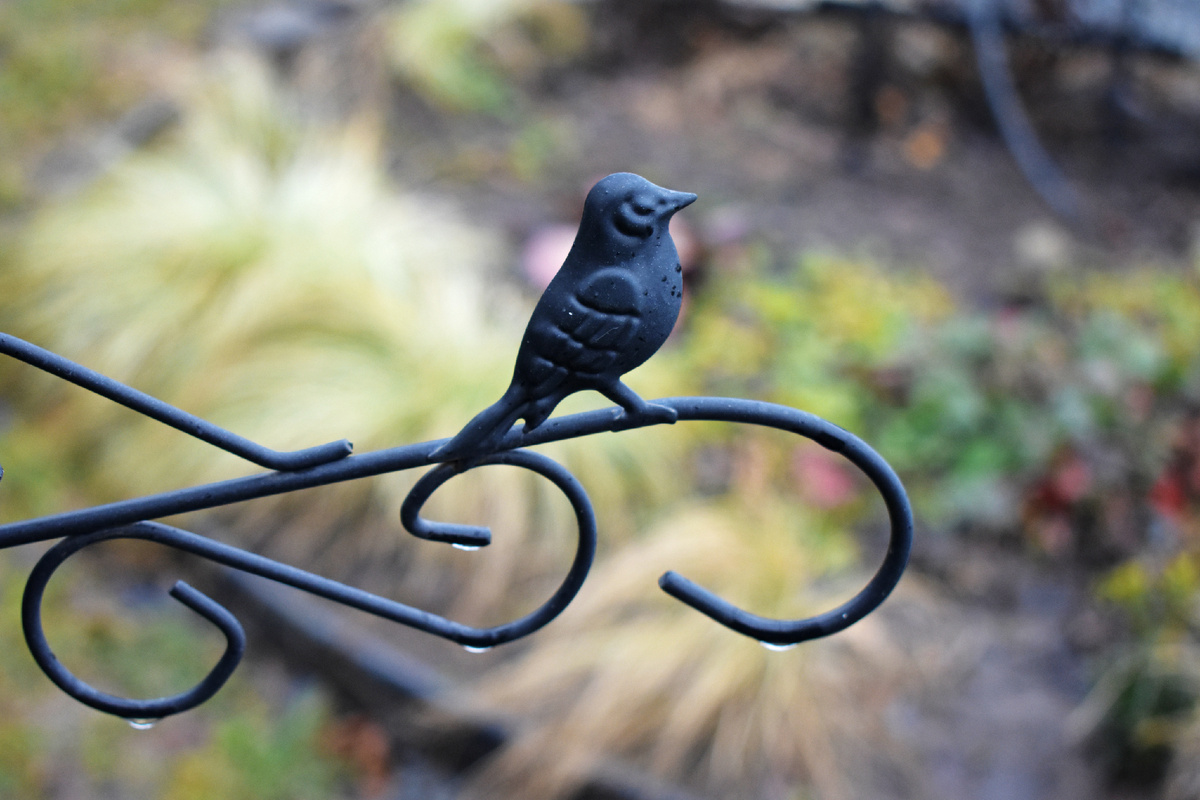 Декоративный кронштейн с мини-птичкой