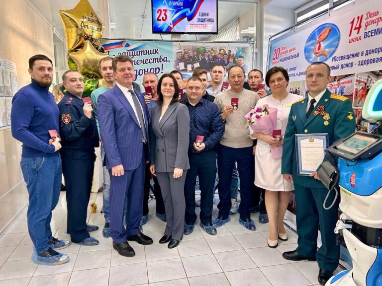    В Оренбурге прошла акция «Я – защитник Отечества! Я – донор!» Оренбуржье