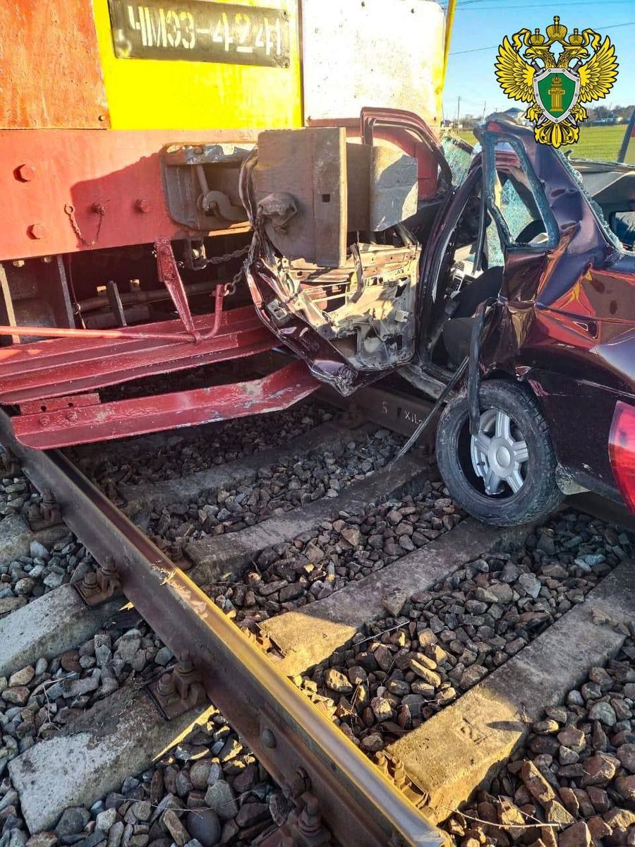    Краснодарский край столкновение поезда с авто