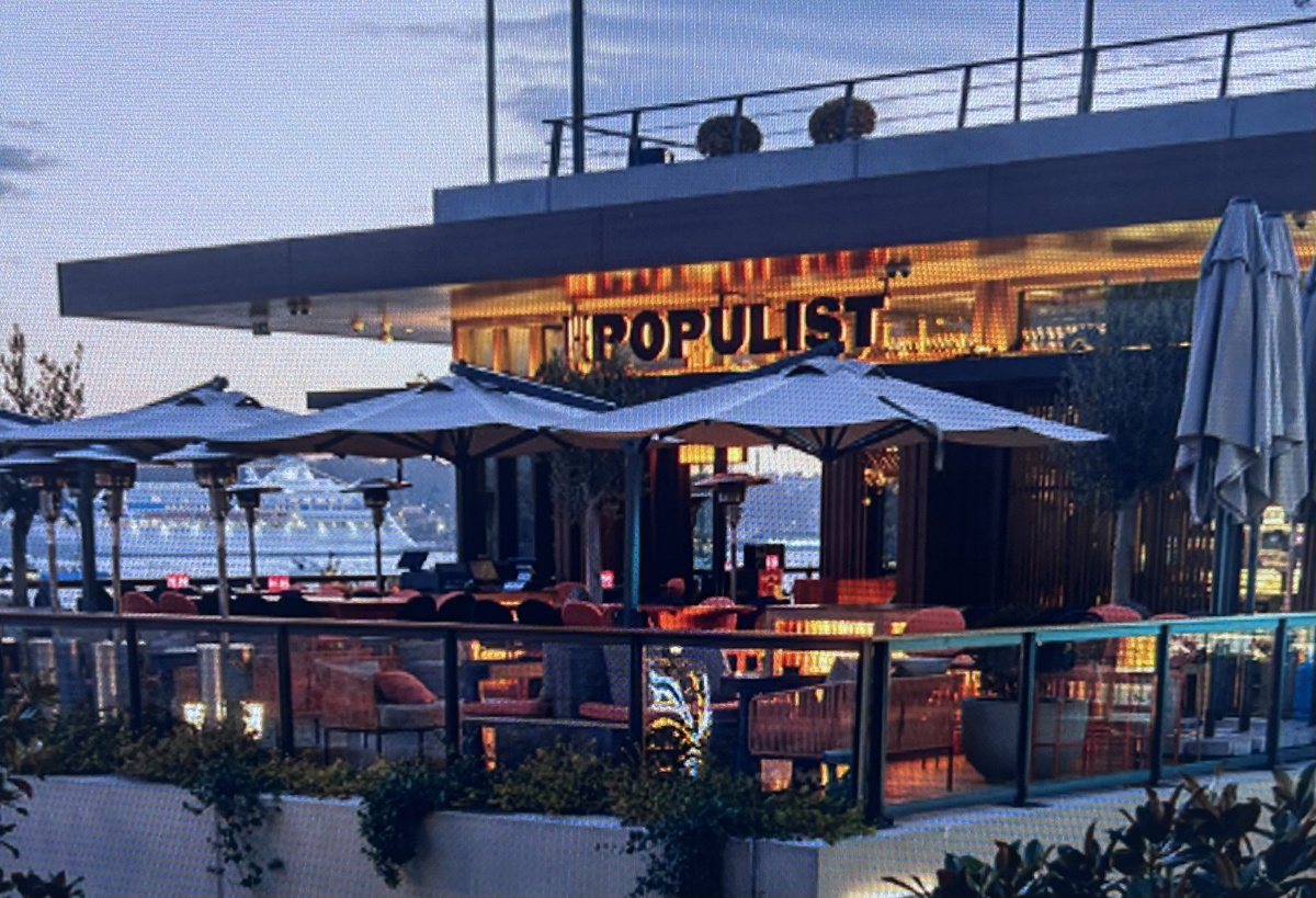 Фото с туристического путеводителя 