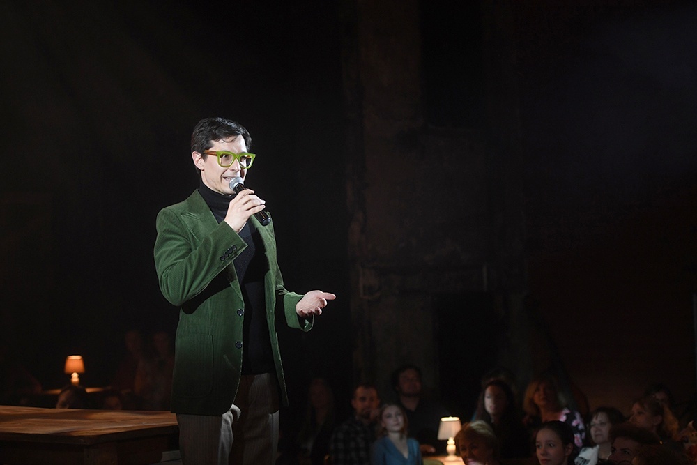    Алексей Франдетти: Театр должен откликаться на сегодняшний день. Спорить, вести диалог и получать мгновенный отклик из зала. / РИА Новости