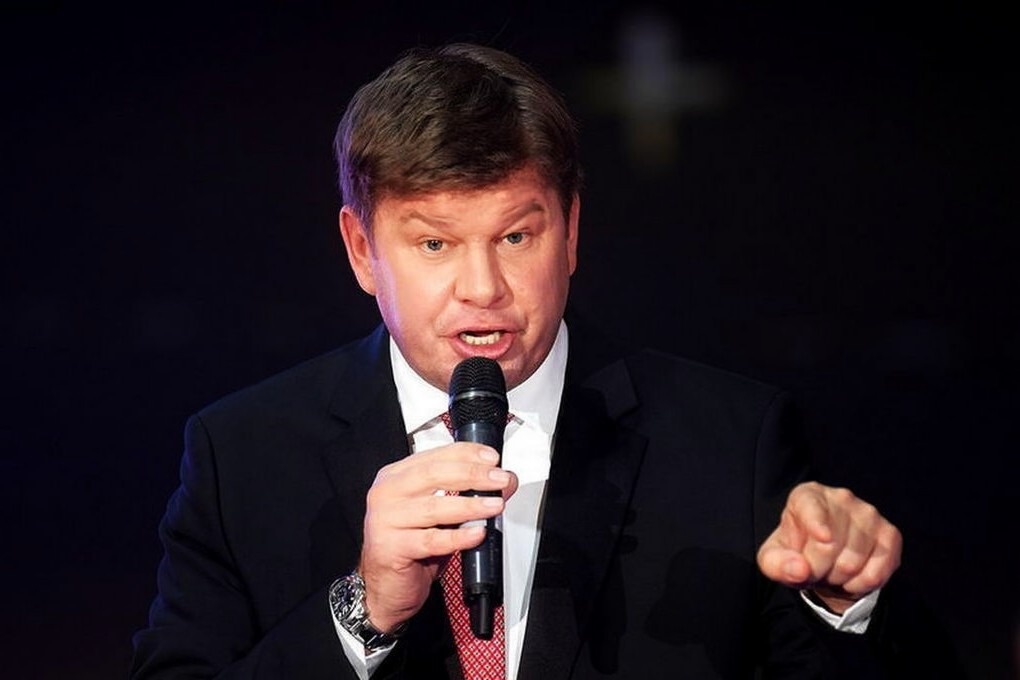 Когда медийная фигура такого масштаба публично критикует оргкомитет, это уже не просто частное мнение. Это сигнал о том, что тема действительно задела людей.
