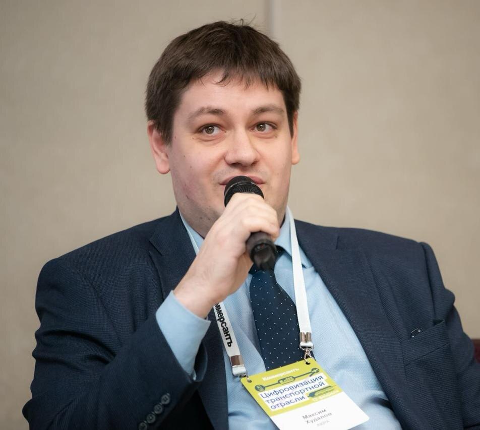      Промышленный эксперт Максим Худалов: «Правительство сказало металлургам держаться самим»
