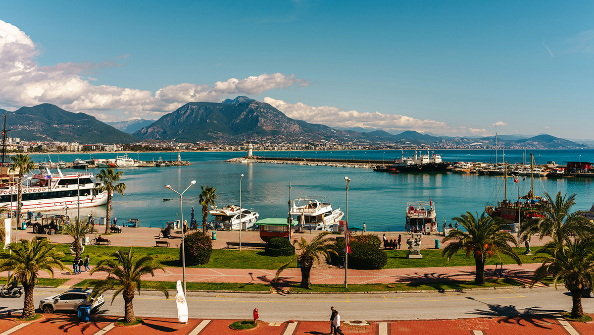   Igor Sporynin / Unsplash