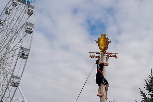 Листайте вправо, чтобы увидеть больше изображений