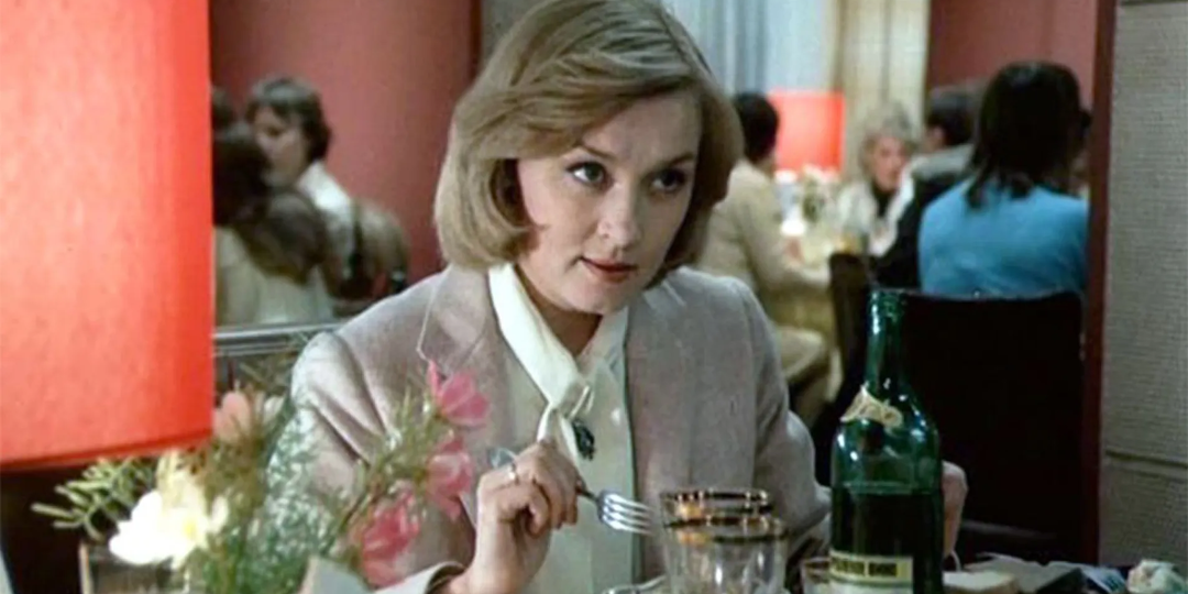 ТЕСТ: Насколько хорошо вы знаете роли Веры Алентовой?