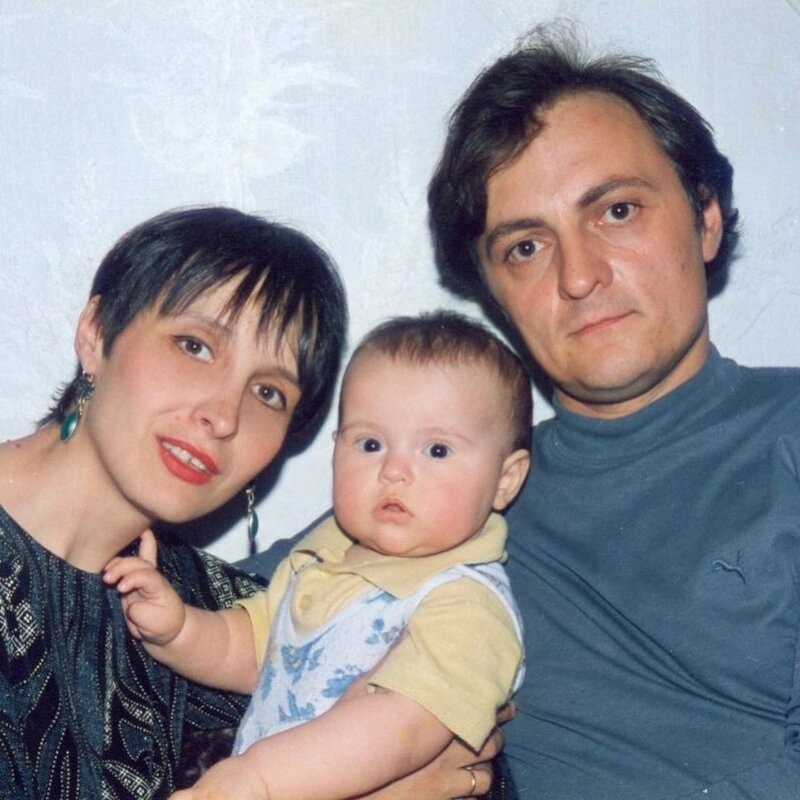    Светлана Рожкова в юности и её супруг Юрий Евдокунин