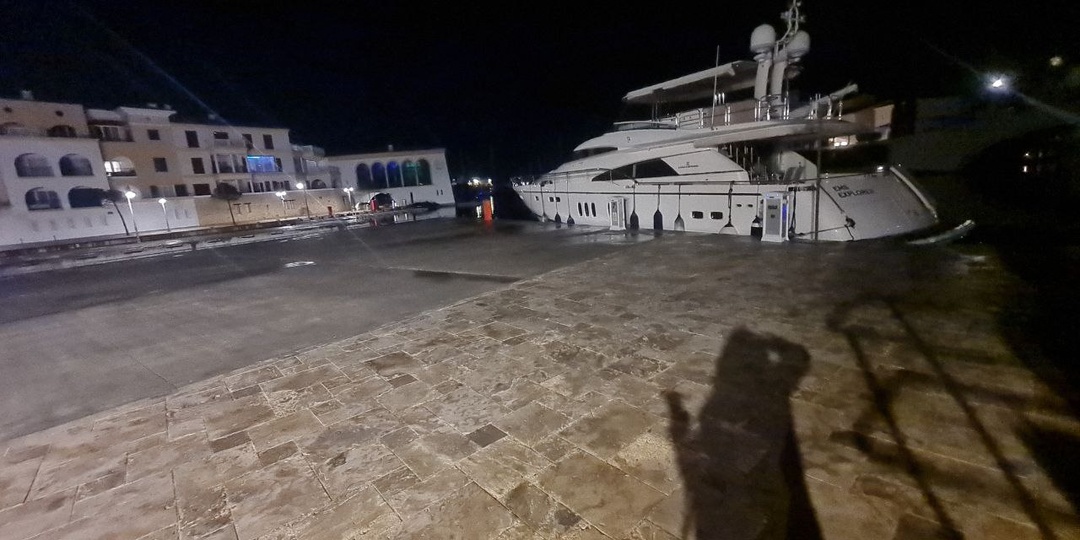 А кому-то ведь "Эксплорер" подарили