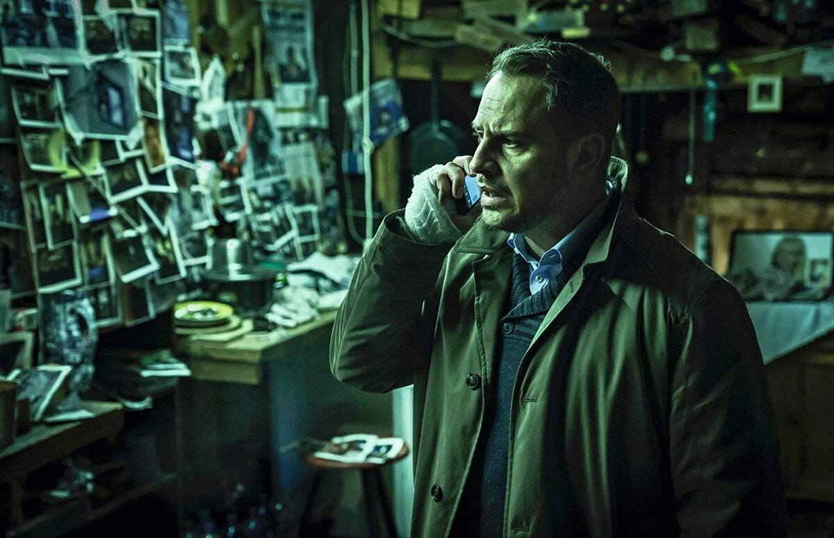 Кадр из фильма Звонок мертвецу