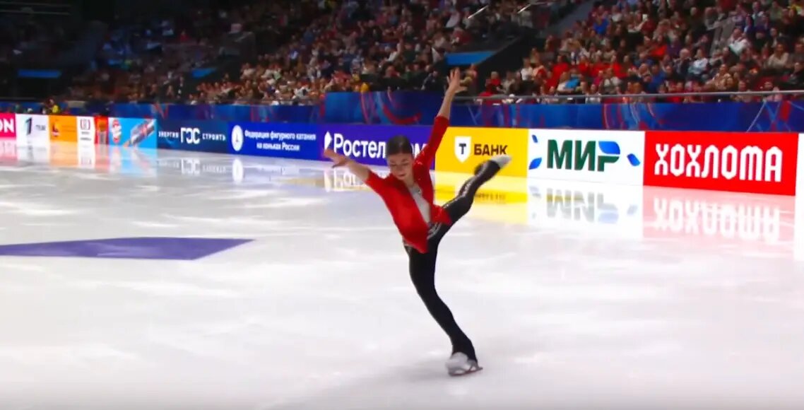   Аделия Петросян. Фото: стоп-кадр из короткой программы фигуристки