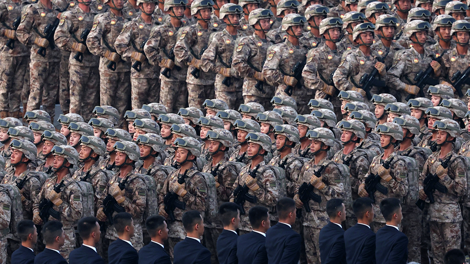    Китайские военные