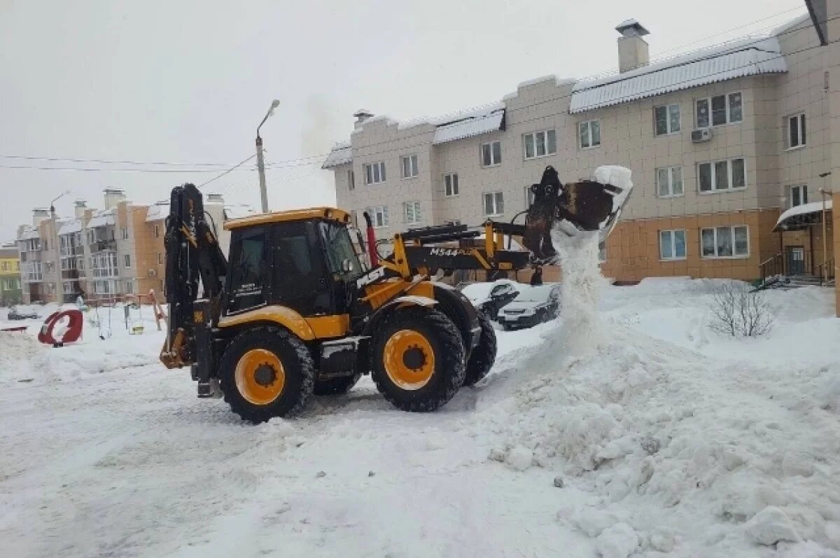    Расчищать тульские улицы от снега продолжат и ночью