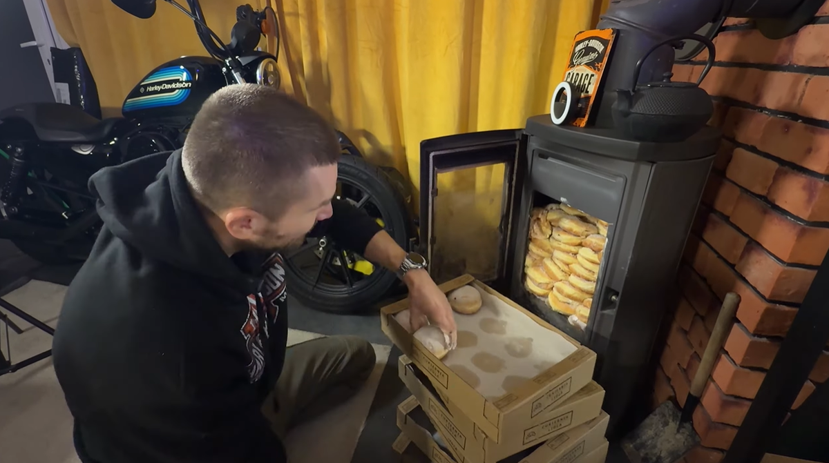 Фото: Скриншот видео парня