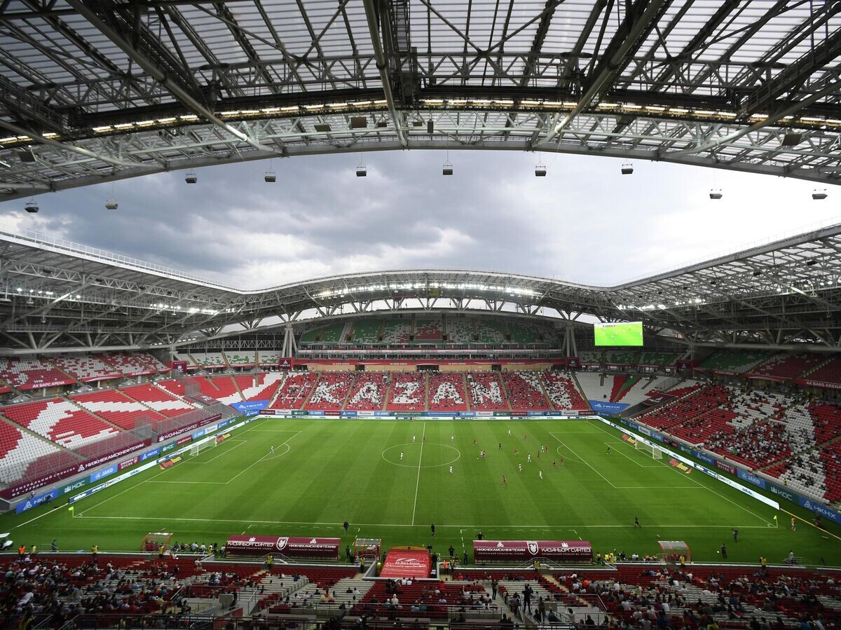    Футбол. РПЛ. Матч "Рубин" — "Локомотив" | © РИА Новости / Максим Богодвид