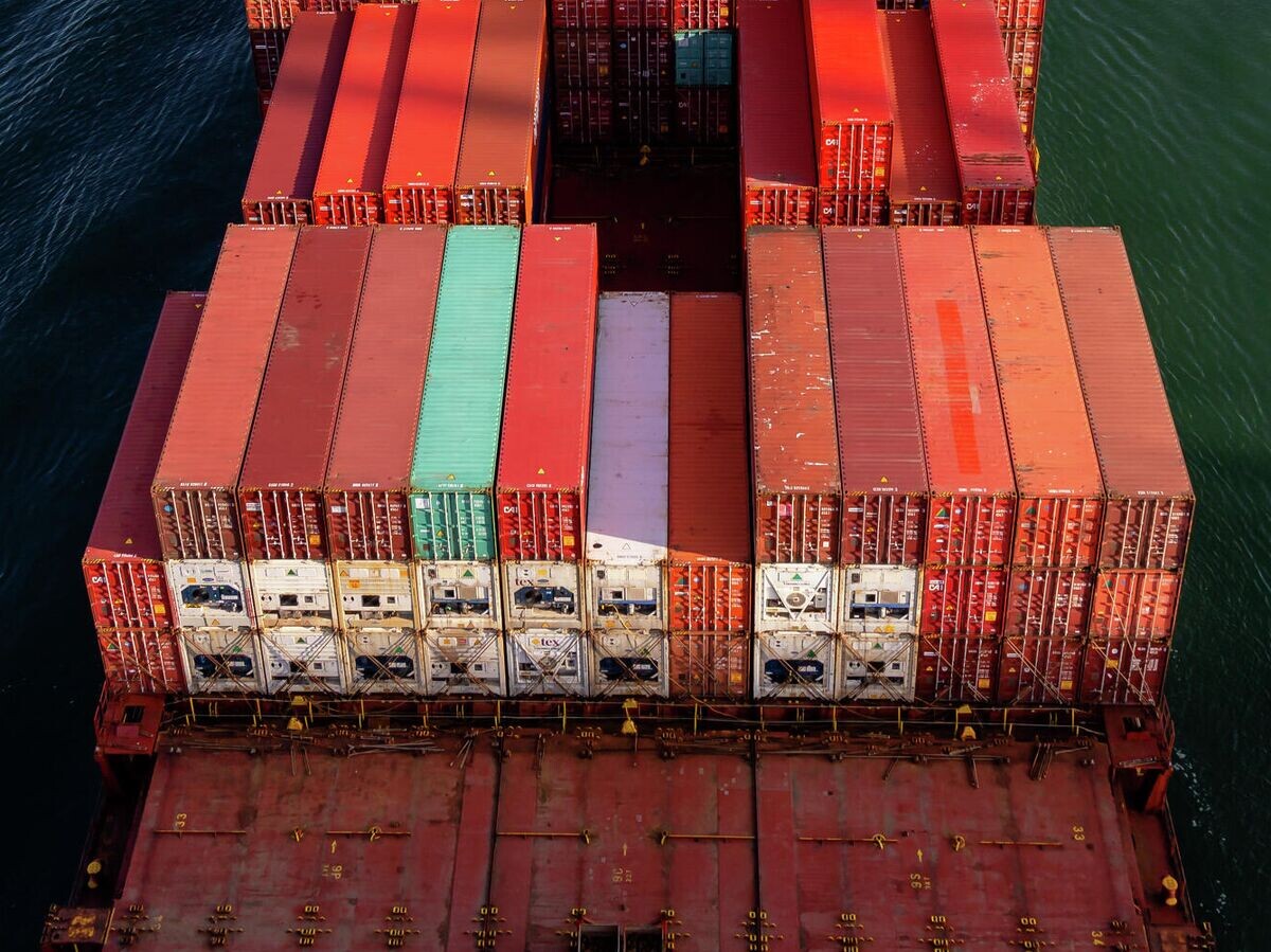    Контейнеровоз | © Depositphotos.com / edb3_16