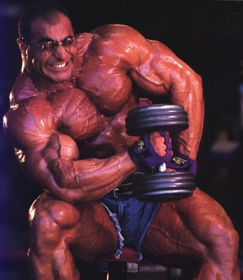 Насер Эль Сонбати. Один из самых масивных билдеров в истории.