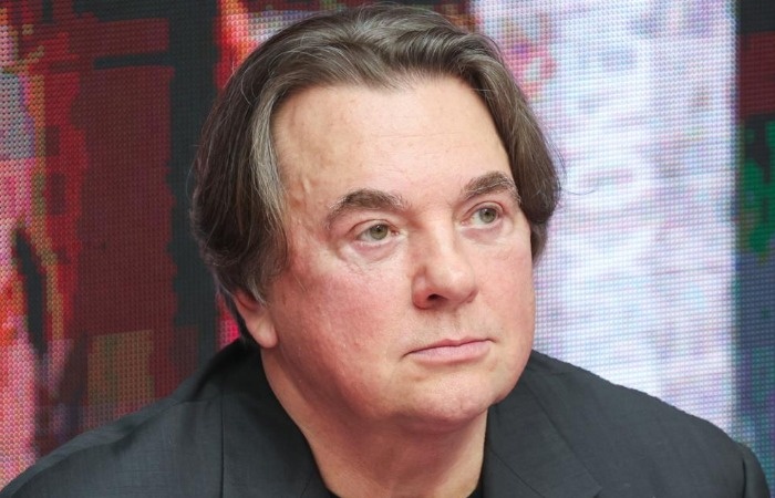    Константин Эрнст в молодые годы, когда ещё не выбрал свой путь.