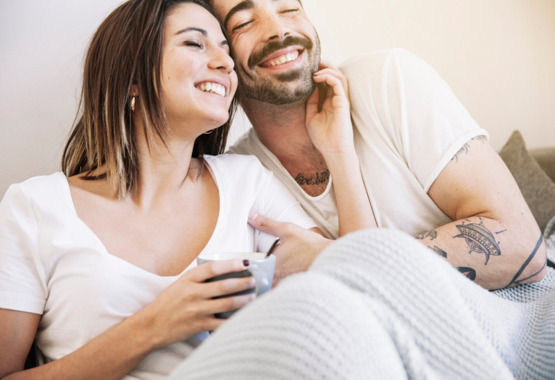 Человек — не мебель и не функция, чтобы “подходить под запросы”. В живых отношениях всегда есть риск, глубина и неожиданность — только там рождается любовь, а не просто уют.