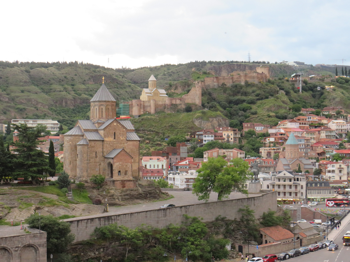 Архитектура в Тбилиси интереснее, чем в Ереване