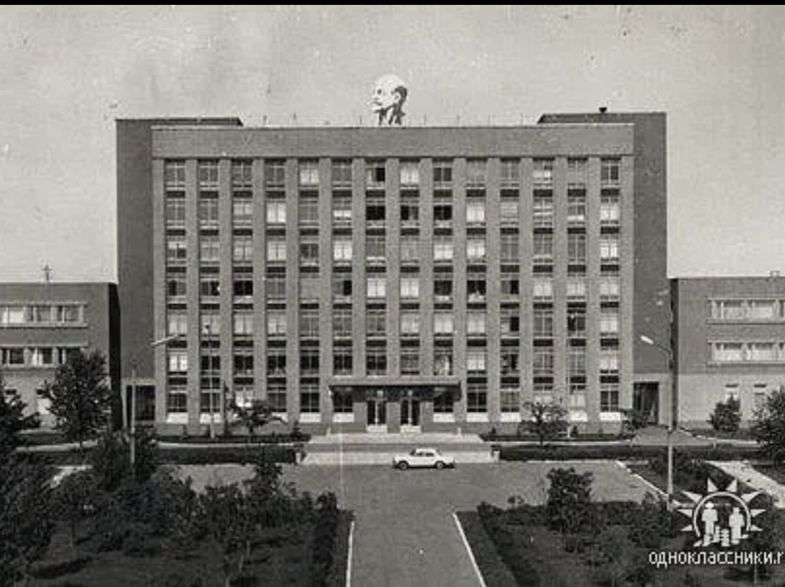 Учебный центр ВМФ в Палдиски. Источник фото: https://m.ok.ru/group/51125418131481/photos?_aid=groupProfMenu