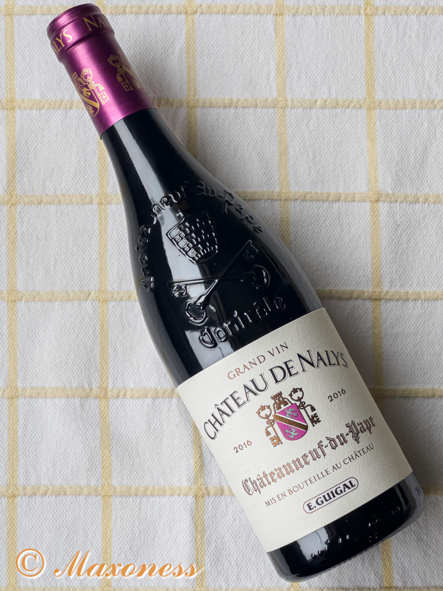 Вино красное Château de Nalys от Guigal, винтаж 2016 года, Châteauneuf-du-Pape AOC
