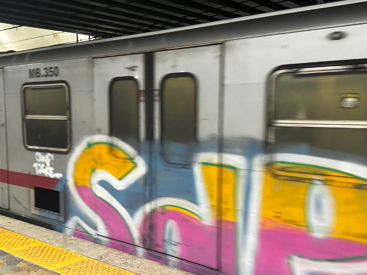 Метро в Риме