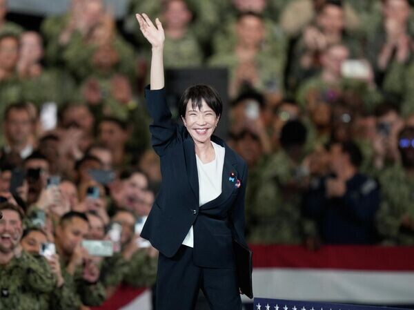    © AP Photo / Eugene Hoshiko