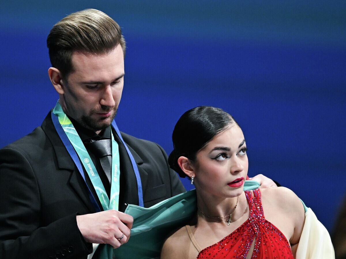    Аделия Петросян и хореограф Даниил Глейхенгауз | © РИА Новости / РИА Новости