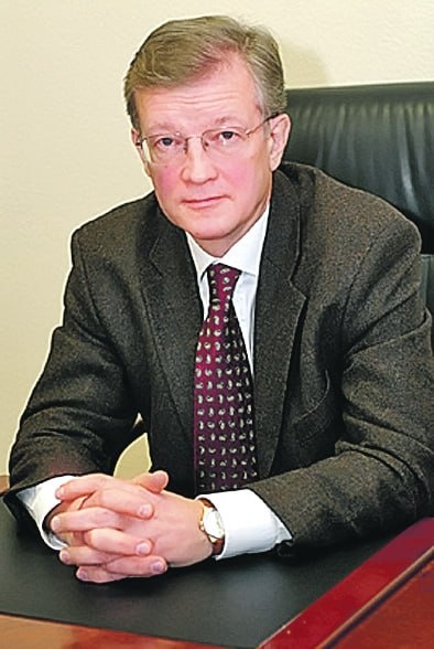 Совет мира - абсолютно коммерческое предприятие по использованию болтовни о мире. Фото: pravo.mgimo.ru