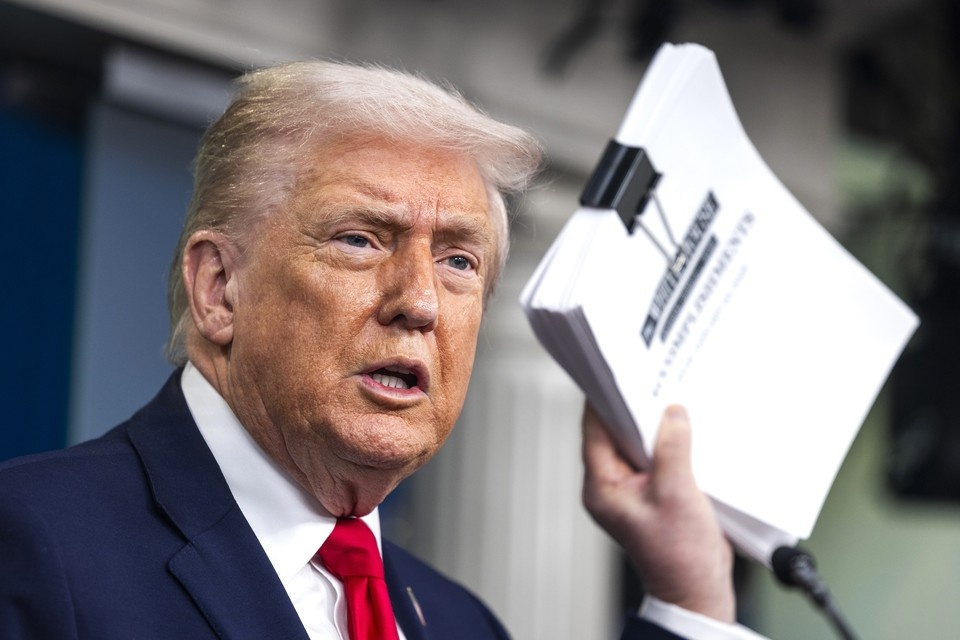    Трамп потребовал отменить сделку по архипелагу Чагос и раскритиковал Стармера GLOBAL LOOK PRESS