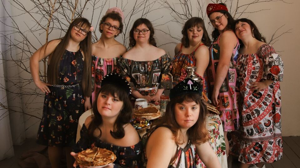    Фотосессия солнечных моделей к Масленице . Источник: Предоставлено "Толку"