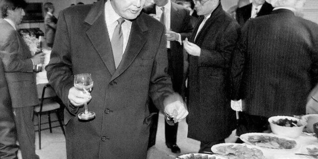 Два партнера из 90-х, Трамп и Леня Голубков в одной комнате