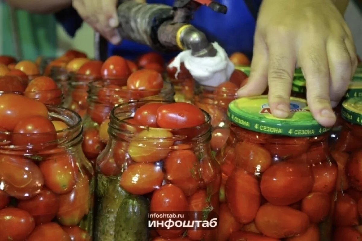    Помидор со свадебного стола чуть не отправил астраханку на тот свет