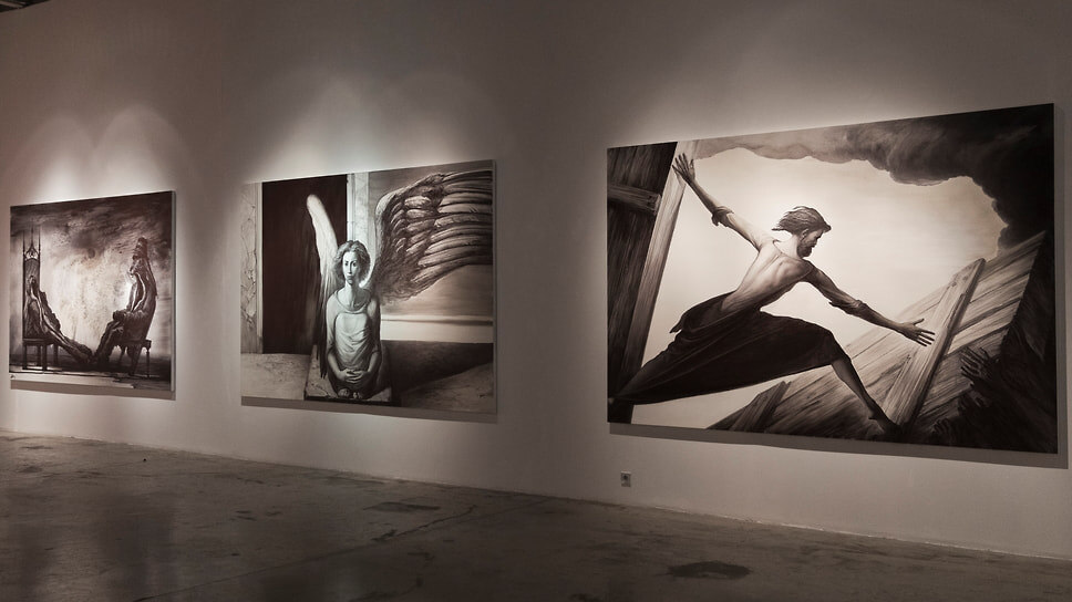 Экспозиция выставки Егора Кошелева «Красные и чёрные» в галерее Ovcharenko.📷Фото: Natasha Polskaya