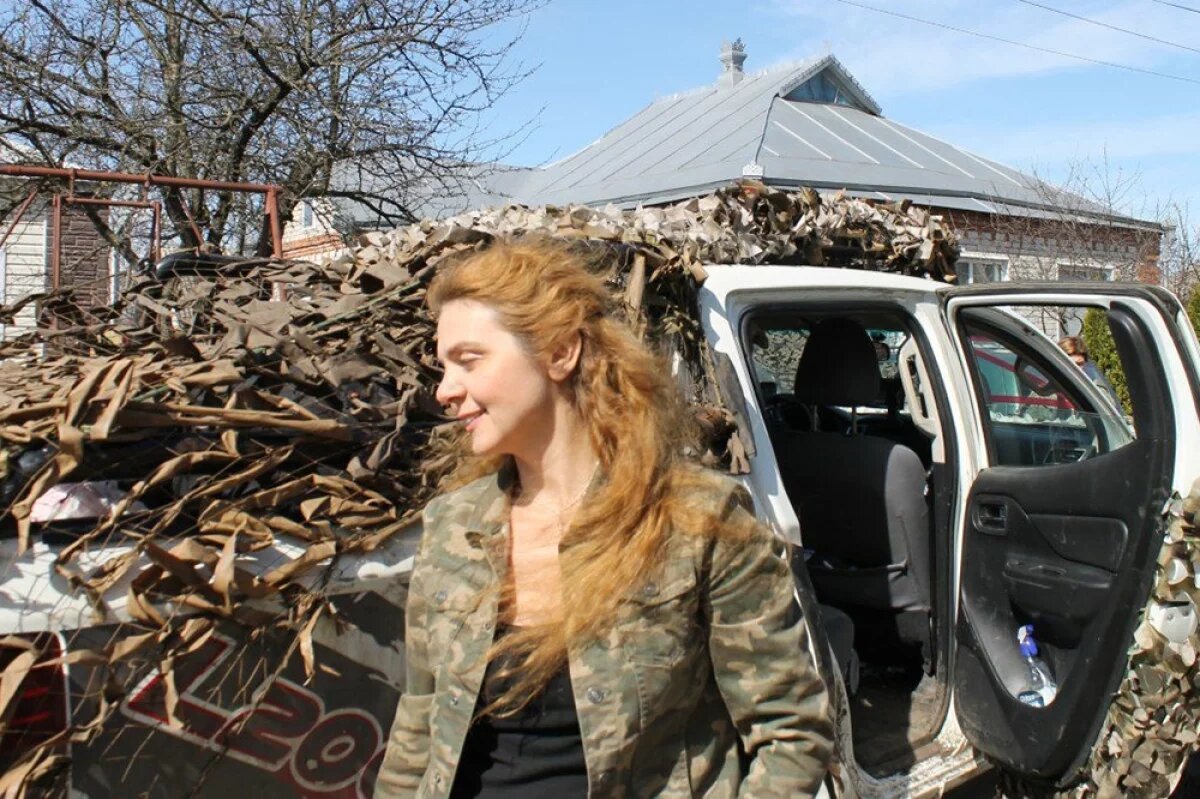    Анна Артамонова.