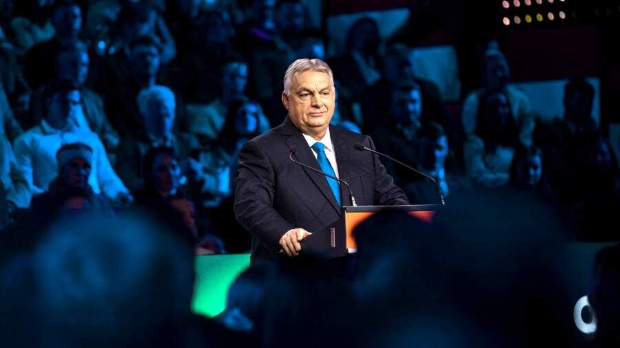    Фото: REUTERS/Prime Minister's Press Office/Handout