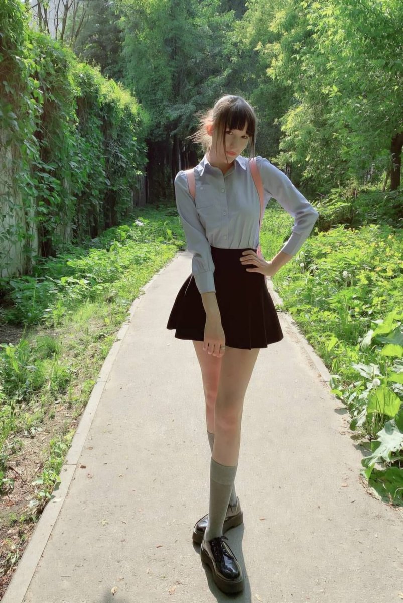 Кристина, рост 170, вес 48 кг. 