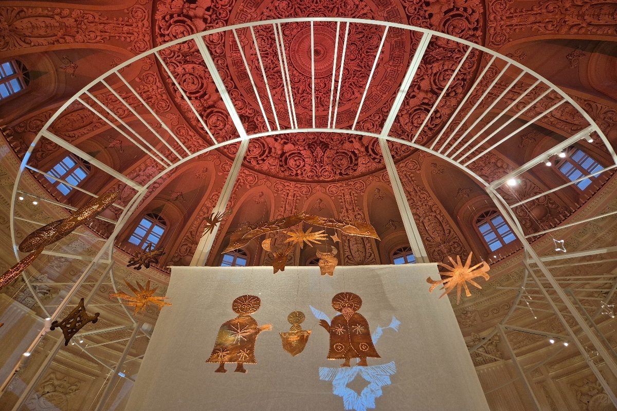    Месяцеслов в Петровском путевом дворце - один из самых необычных и запоминающихся проектов года в Москве. / Артем Локалов